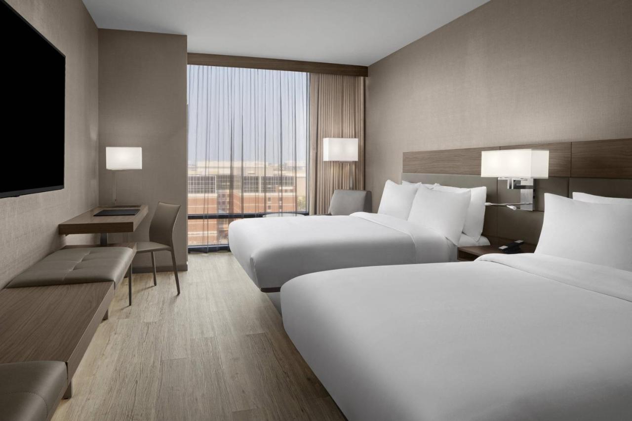 Ac Hotel By Marriott Columbus Downtown Bagian luar foto