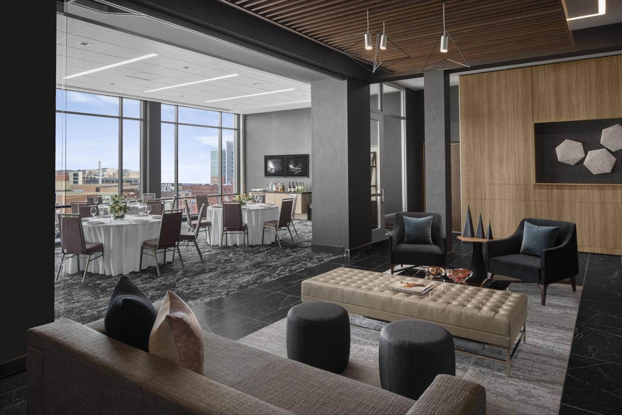 Ac Hotel By Marriott Columbus Downtown Bagian luar foto