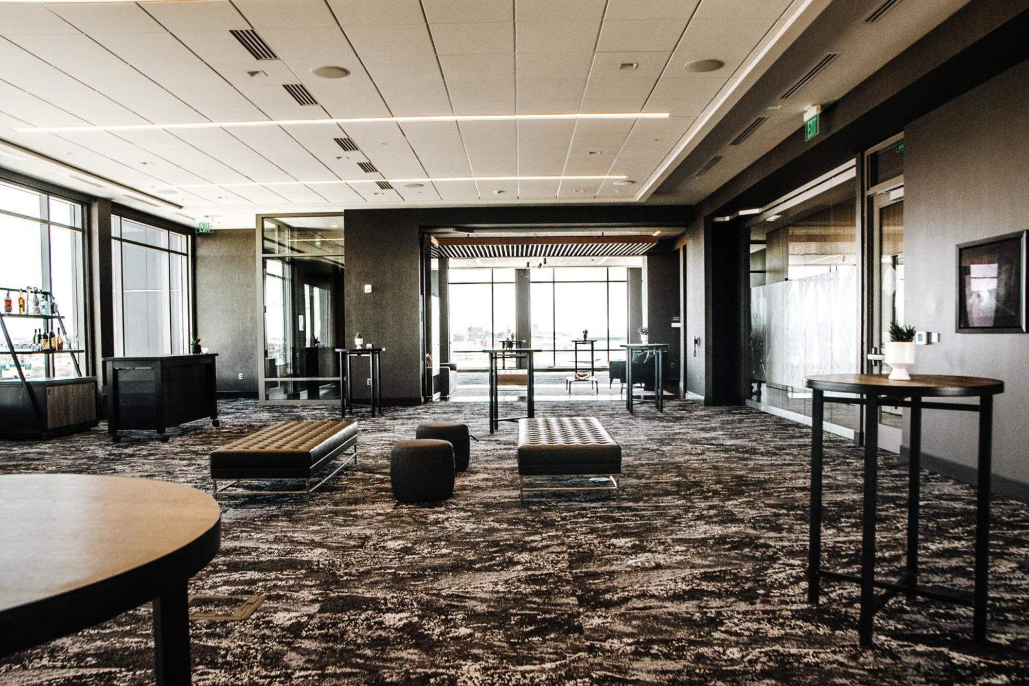 Ac Hotel By Marriott Columbus Downtown Bagian luar foto